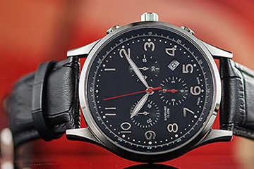 深圳劳力士手表走时不准了维修