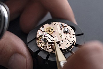 深圳劳力士月相官售后维修地址查询